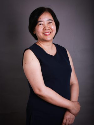 chan-dung-dam-bich-thuy.jpg
